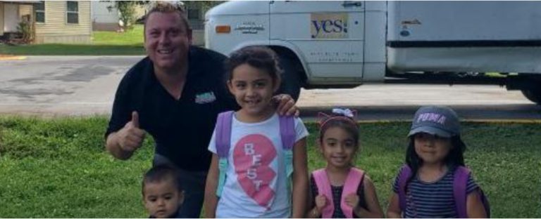 Read more about the article Activity with the community, giving supplies for school